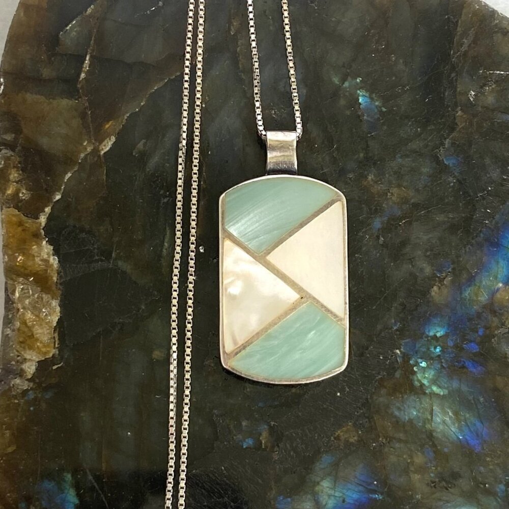 Sterling Silver 925 Dyed Mother Of Pearl MOP Geometric Inlay Pendant Necklace